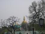 у пещер